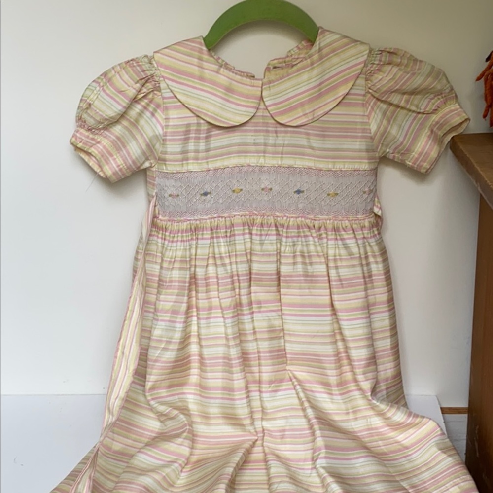 Girls silk, bob dress excellent condition